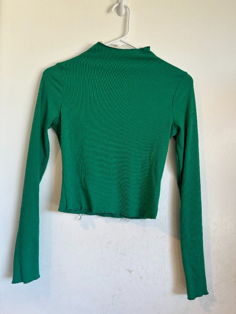 Green Long Sleeve Top